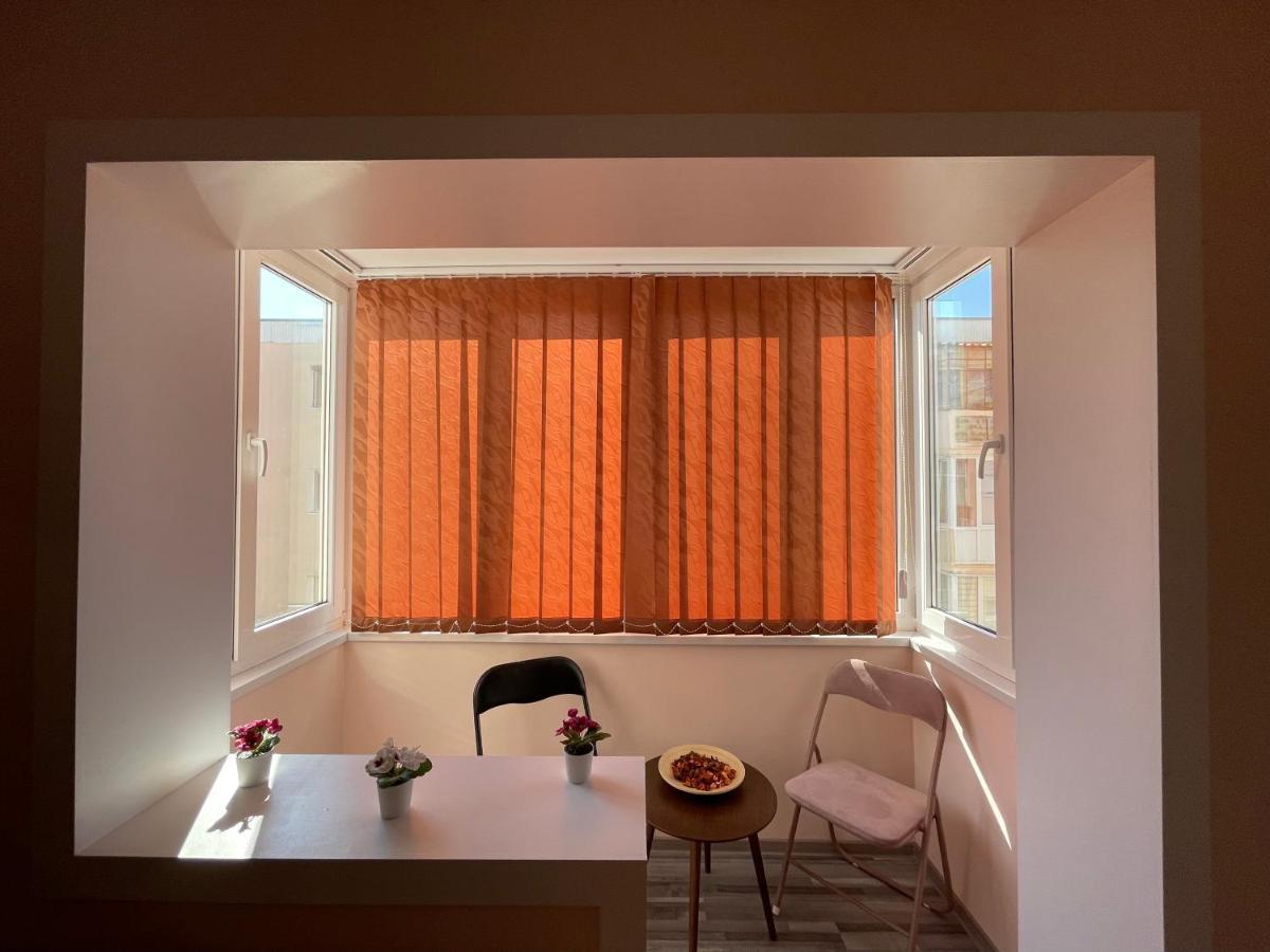 Soho Apartment Fagaras - 1 Bedroom & Extensible Couch المظهر الخارجي الصورة